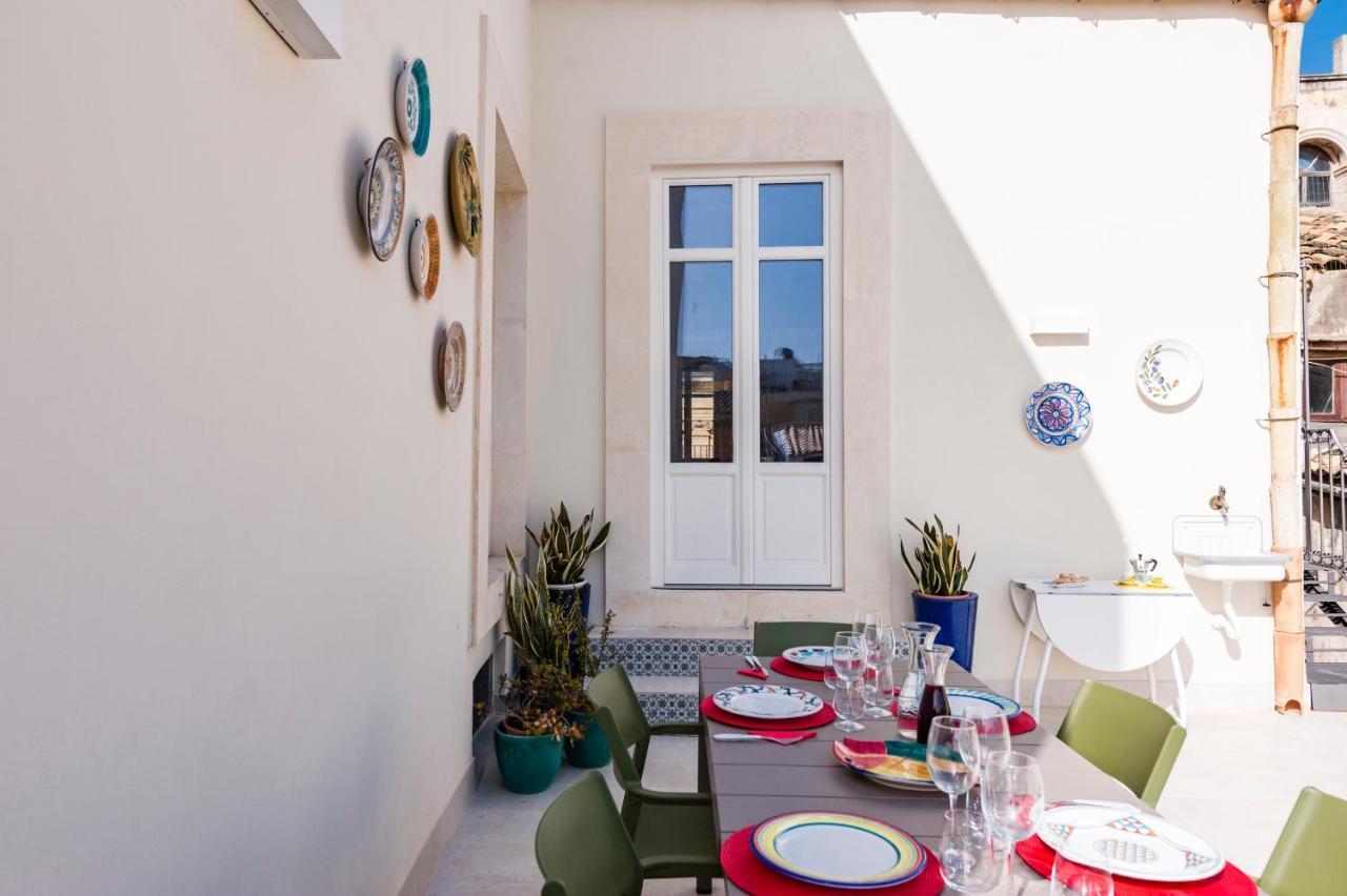 2 Soru Ortigia Holiday Home - Attico Con Terrazza シラクーサ エクステリア 写真