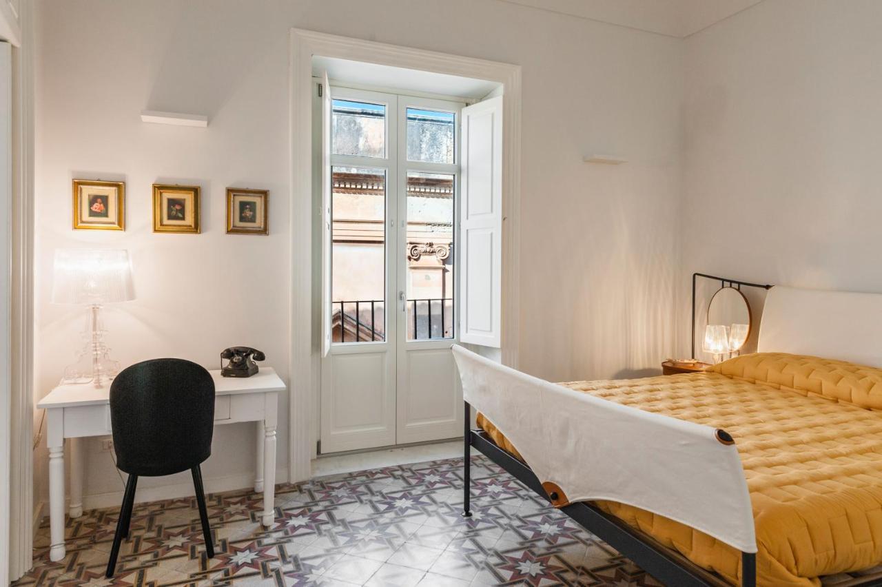 2 Soru Ortigia Holiday Home - Attico Con Terrazza シラクーサ エクステリア 写真