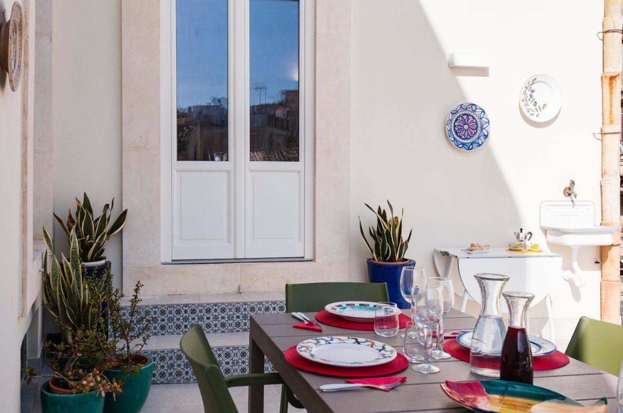 2 Soru Ortigia Holiday Home - Attico Con Terrazza シラクーサ エクステリア 写真